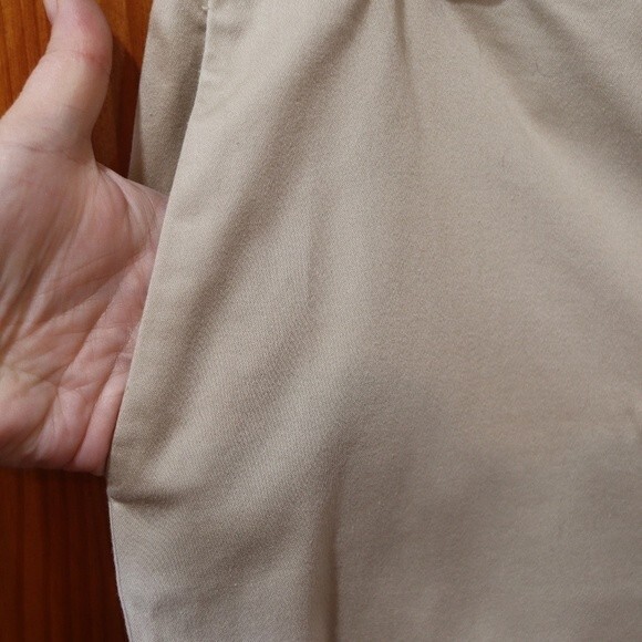 Chaps Khaki Capri Pants 12 - Picture 5 of 12